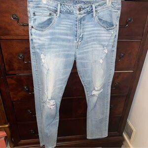 American Eagle Airflex+ Distressed Jeans